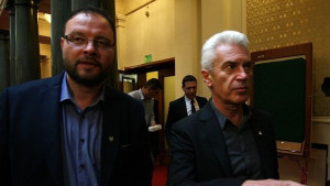 Водка и уиски пил Сидеров преди скандала на летището във