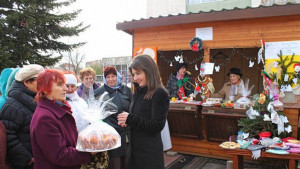 Кметът на Каварна откри коледен базар