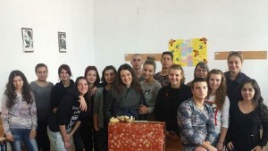 Ученици от 11 клас осиновиха врачанско семейство