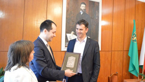 Враца и Блаце Сърбия кандидатстват с общ проект