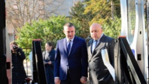 Общината осигури още един микробус за хора с увреждания