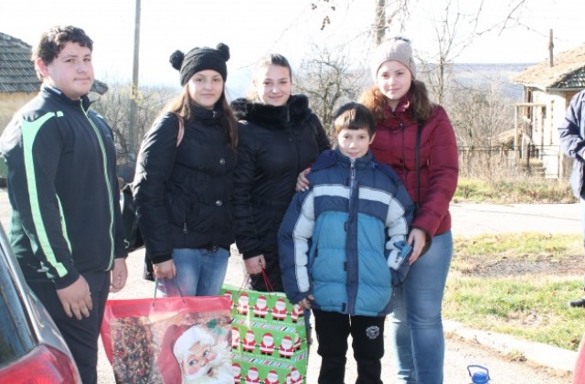 Млади тошевци помогнаха на връстник от поповско село