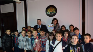 Пет училища в Горнооряховско бяха отличени за найатрактивна коледна украса