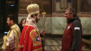 Носят светена вода на българската полярна база на Антарктида