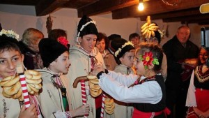 Възстановка на Бъдни вечер и Коледа се проведе в Каварна