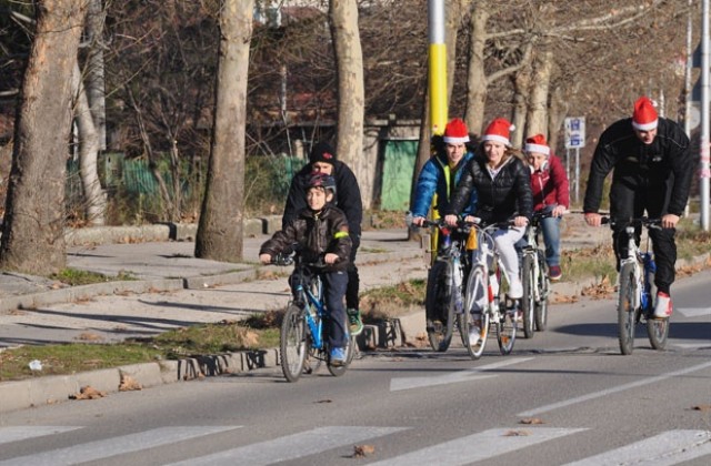 Дядо Коледа ще тества новите велоалеи на 25 декември