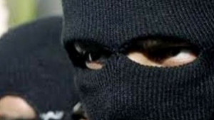 Набиха и ограбиха мъж на площад Белорусия