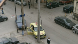 Шофьор пострада леко при сблъсък на кръстовище