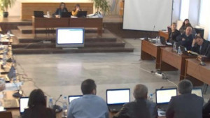 Енева атакува увеличението на данъци в Габрово кметът защити бъдещите