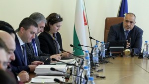 420 лв минимална заплата от Нова година