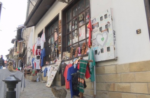 Сувенири с български символи най- търсени на Самоводската чаршия по празниците