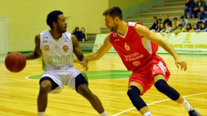 Берое отстъпи на Лукойл Академик