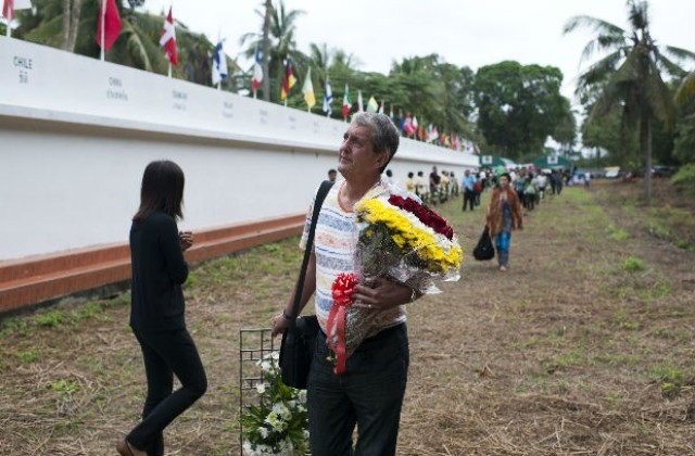 В Азия почитат жертвите от цунами преди 11 години, стихията уби 230 000 души