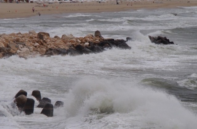 Със слънце и студ започва годината