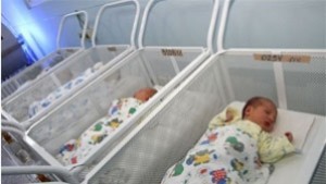 Светломир от Топчии е първото бебе за 2016та