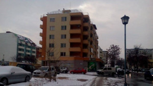 Намериха 3 трупа в апартамент в Кючук Париж