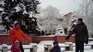 5 годишно дете е със счупен крак след сблъсък с