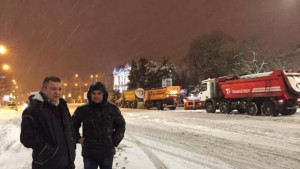 Кметът заплаши със сурови глоби снегопочистващите фирми