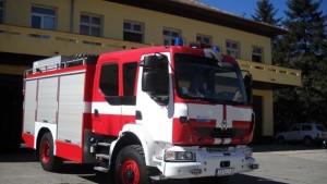 Помощ на множество закъсали тирове са оказали спасителите от Монтана