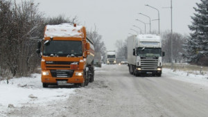 Пътищата в областта са проходими при зимни условия