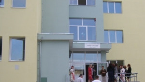 Спряха учебните занятия в две габровски училища