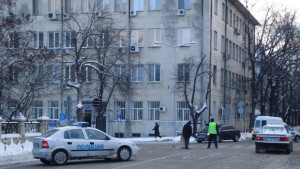 Част от ул Съединение затворена заради леда блъснаха две деца