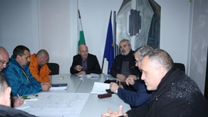 109 машини са чистили пътищата в областта