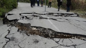 Започва възстановяването на пътя Сливен Карандила
