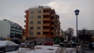 Намерените мъртви мъж жена и дете ще бъдат погребани в