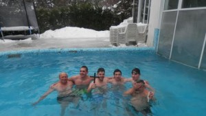 Петър Костов извади богоявленския кръст в Павликени