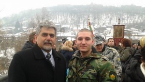 Депутат изненада смелчага хвърлил се за богоявленския кръст във В