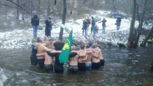 И перничани с мъжко хоро за Богоявление