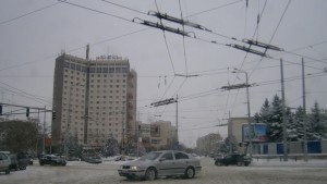 Затварят възлови кръстовища в Плевен заради монтаж на нова контактна