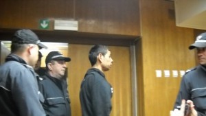 Обвинен за убийство в циганско меле остава в ареста