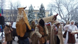 Девет впряга се включиха в ритуала Кьорава кобила в Тръстеник