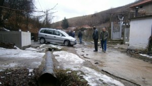 Река Джерман повишава нивото си кални наноси по улиците в