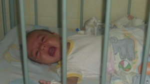 Освещават Отделението по акушер гинекология в болницата