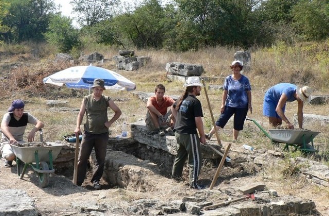 Търсят доброволци за разкопките на Никополис ад Иструм