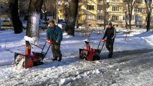 Паркстрой включи 4 нови верижни машини в разчистването на снега