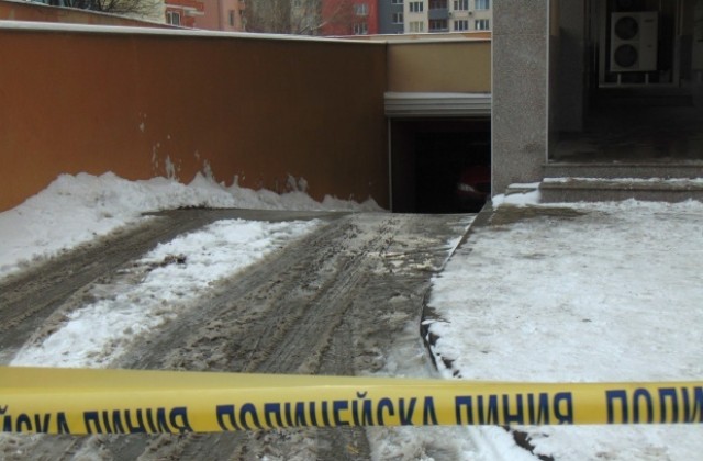 Експертиза потвърди: Само мъжът е стрелял в кървавата семейна драма в Пловдив