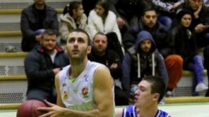 Баскетболистите на Берое излизат срещу Черно море Порт