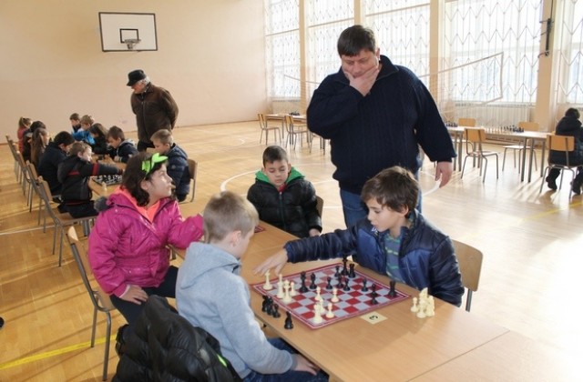 Шах турнир събра деца от Хасково и Димитровград