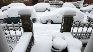 В Рига борят задръстванията със снежен билет за безплатен транспорт