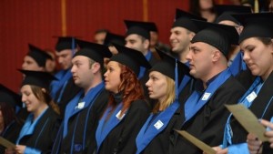 Отпускат стипендии за студенти в община Павел баня