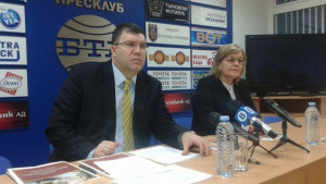 Свищовлии готови с протест да бранят Стопанската академия