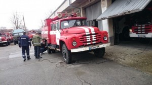 МВР дари противопожарен автомобил на доброволния отряд към община Дупница