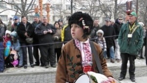 Пресъздават обичая Сурва в Драговищица