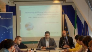 Андрей Новаков Да подпомагаме младите в ЕС на принципа пари