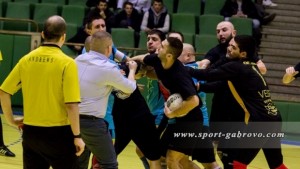 Грозни сцени в третия ден на турнира Веспа и Делта