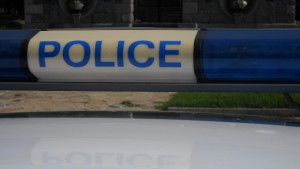 Арестуваха младежи за кражба от магазин в Елхово